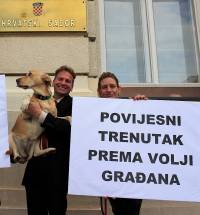 Luka Oman [ 219.03 Kb ]