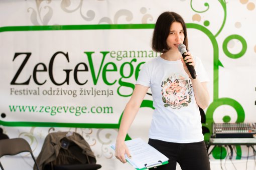 Sara Me�in [ 653.03 Kb ]