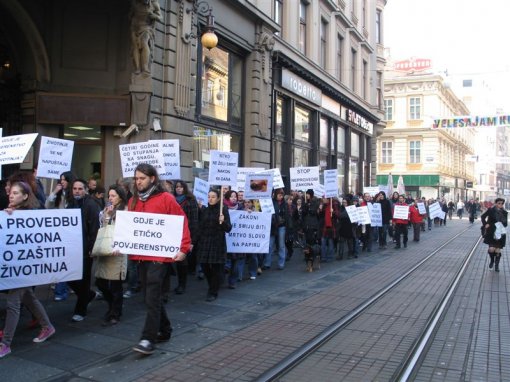 Protest for the implementation of the Animal Protection Act 5 [ 111.72 Kb ]